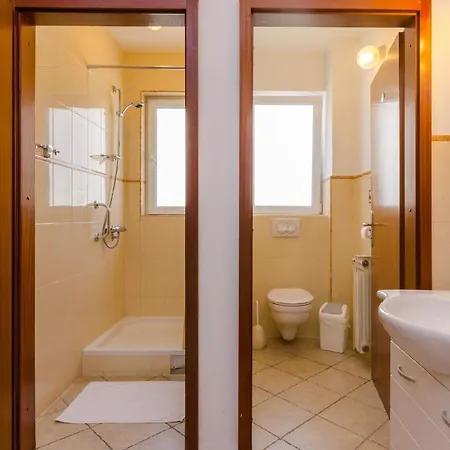 Fuer 8 Personen Ca 91 Qm In Crikvenica, Kvarner Bucht Und Umgebung Apartmán *